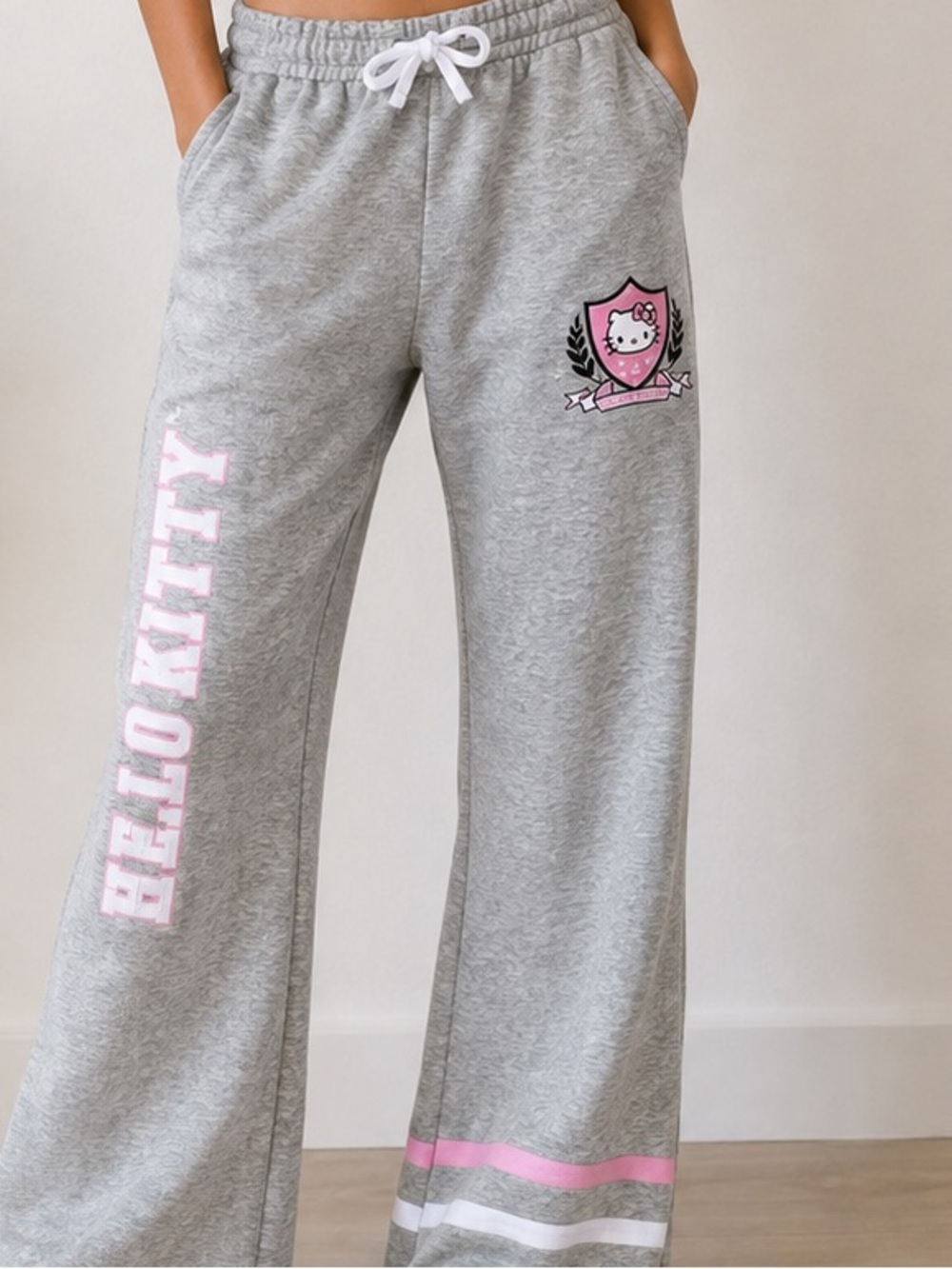 Forever 21 Kids Hello Kitty Gray Flare Sweatpants Size 13/14